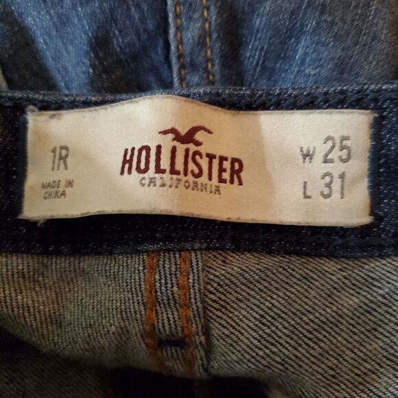 Hollister Rhinestone Embellished Blue Jeans (1R) - Picture 6 of 6